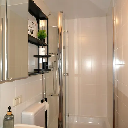 Ostsee- Strandkoerbchen- Achterwasser Apartment *