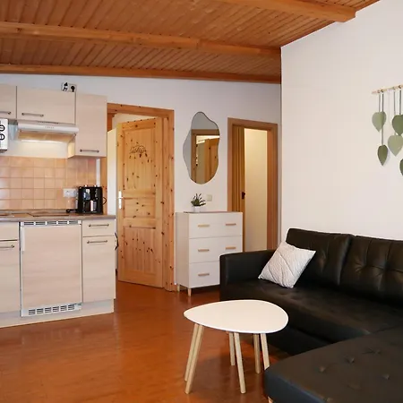 Ostsee- Strandkoerbchen- Achterwasser Apartment *